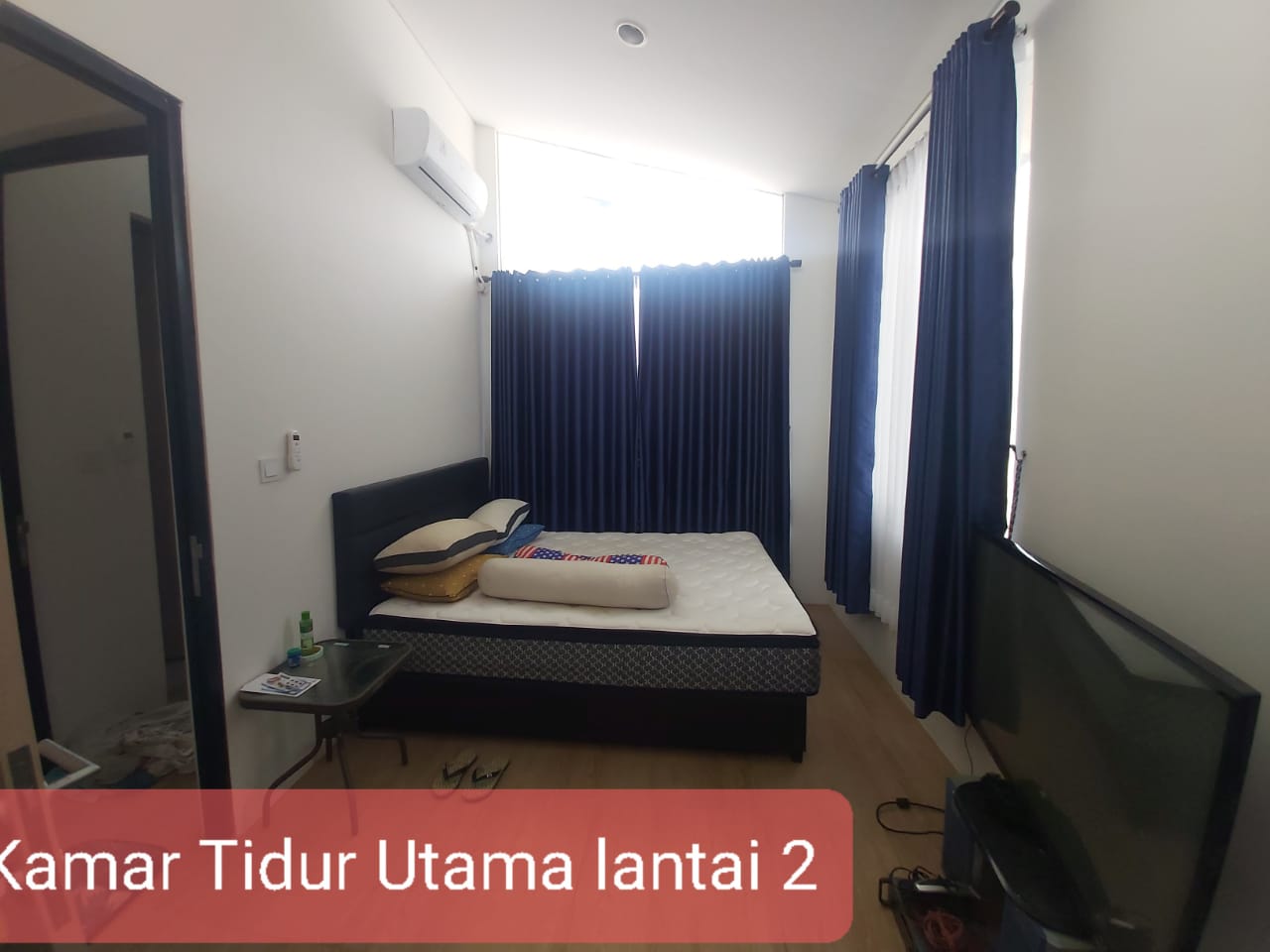 Rumah Disewakan Fully Furnished di Cluster Water Front Lippo Cikarang